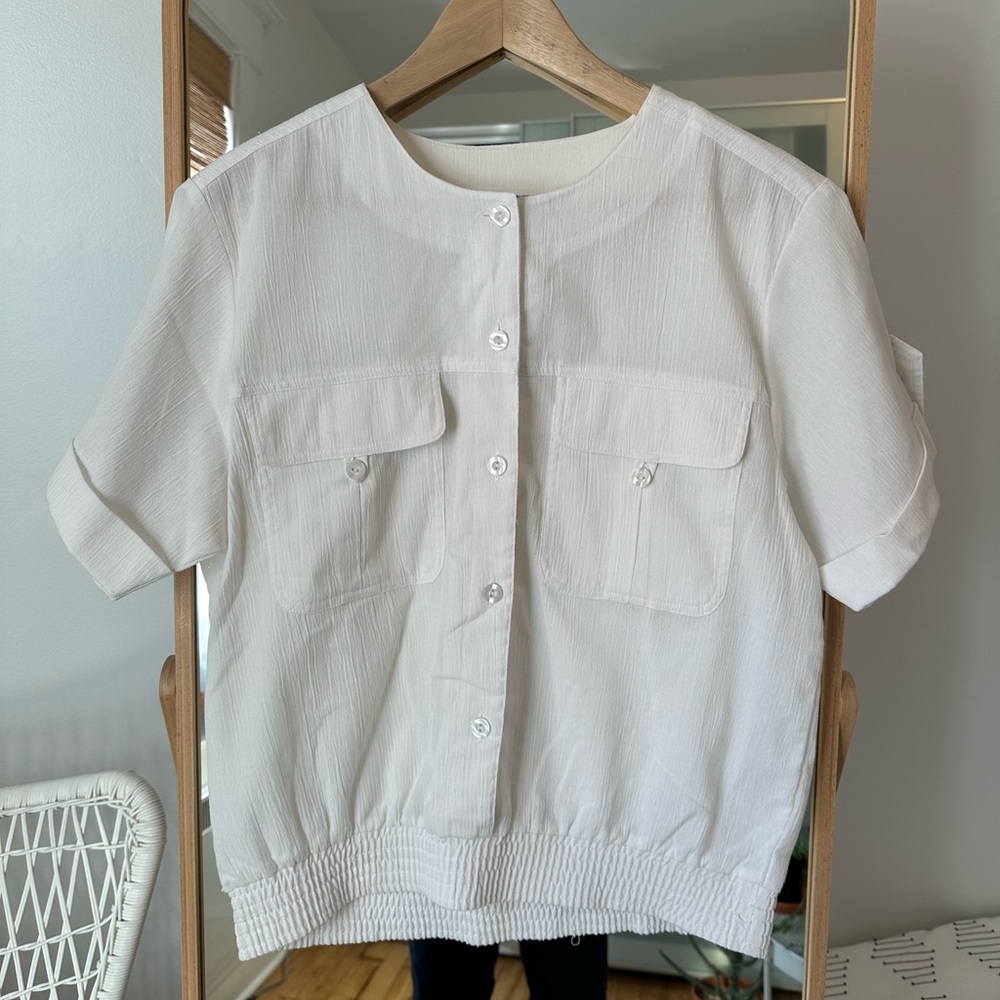 Vintage white short sleeve shirt. Button front textured white blouse.